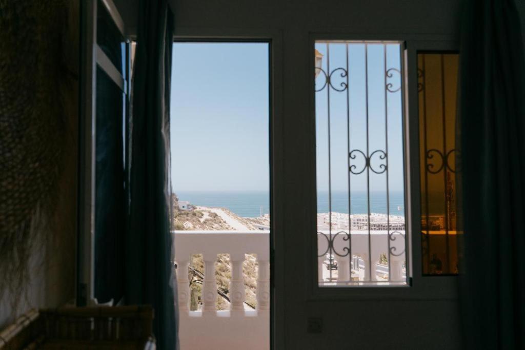 Surf Camp Essaouira Bed & Breakfast Exterior photo